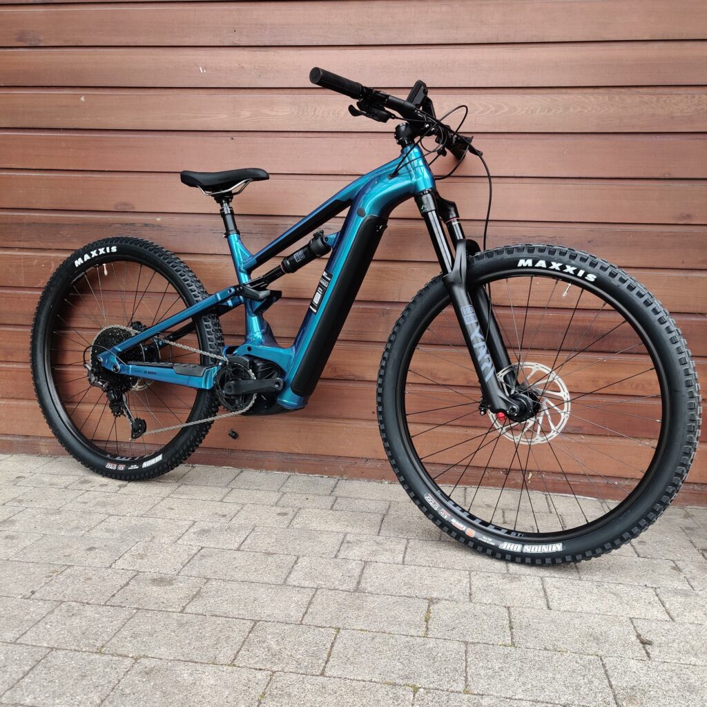 What do you get on your Cannondale Moterra Neo 3?