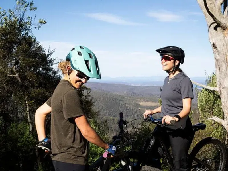 Lazer Finch KinetiCore Helmet-1