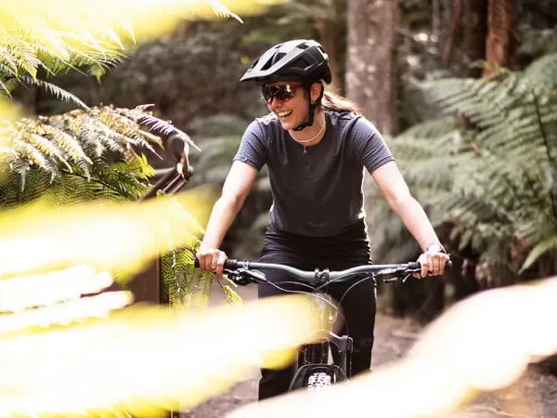 Lazer Finch KinetiCore Helmet-3