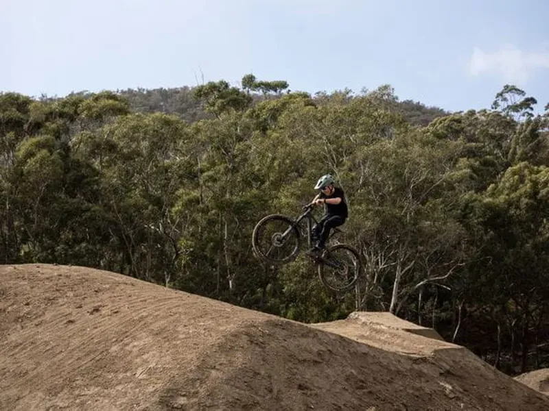 Lazer Lupo KinetiCore Helmet-1