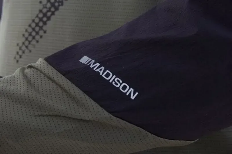 JERSEY Flux LS Trail Men MGN/BK-2