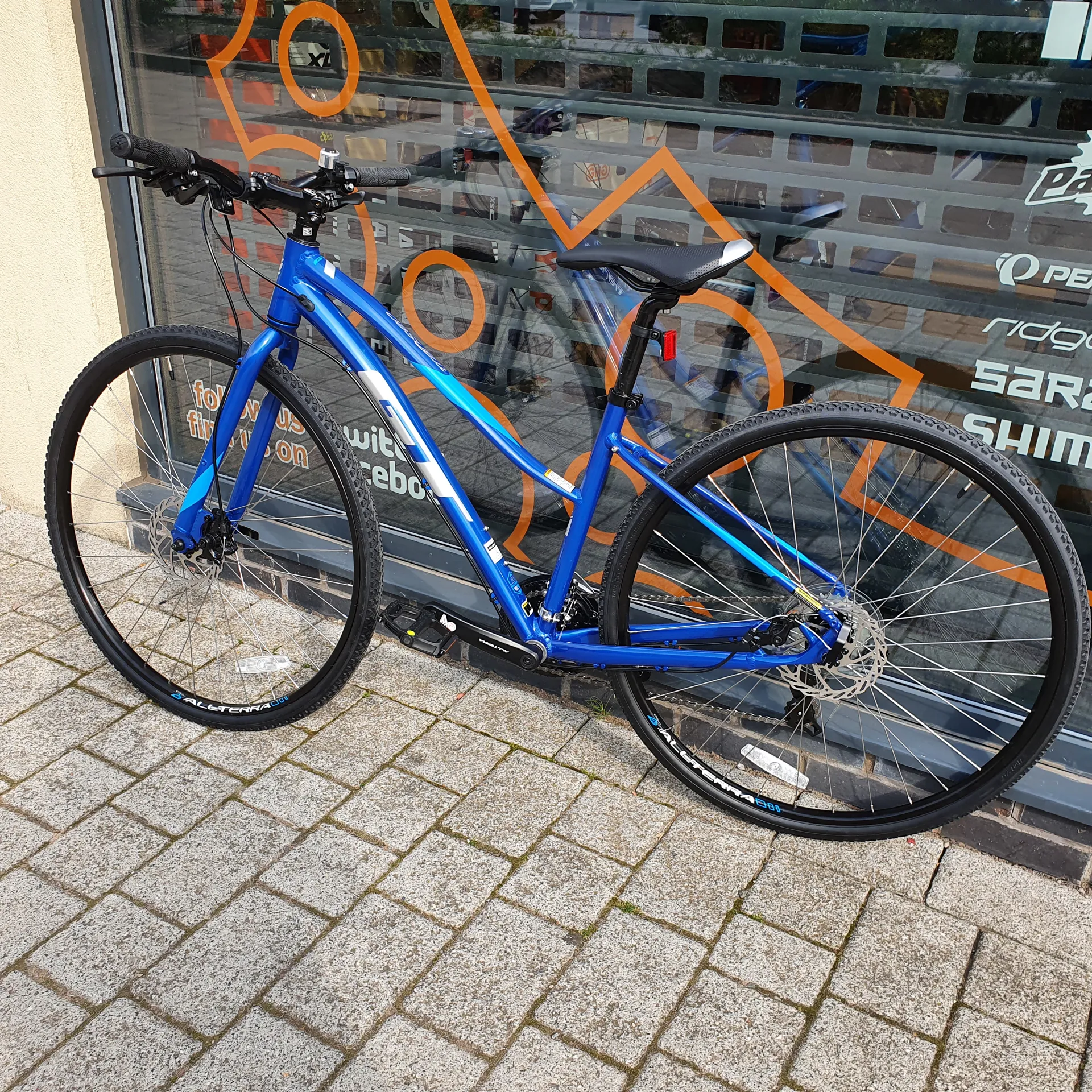 2023 GT Transeo Sport Step Through hybrid Bike Blue