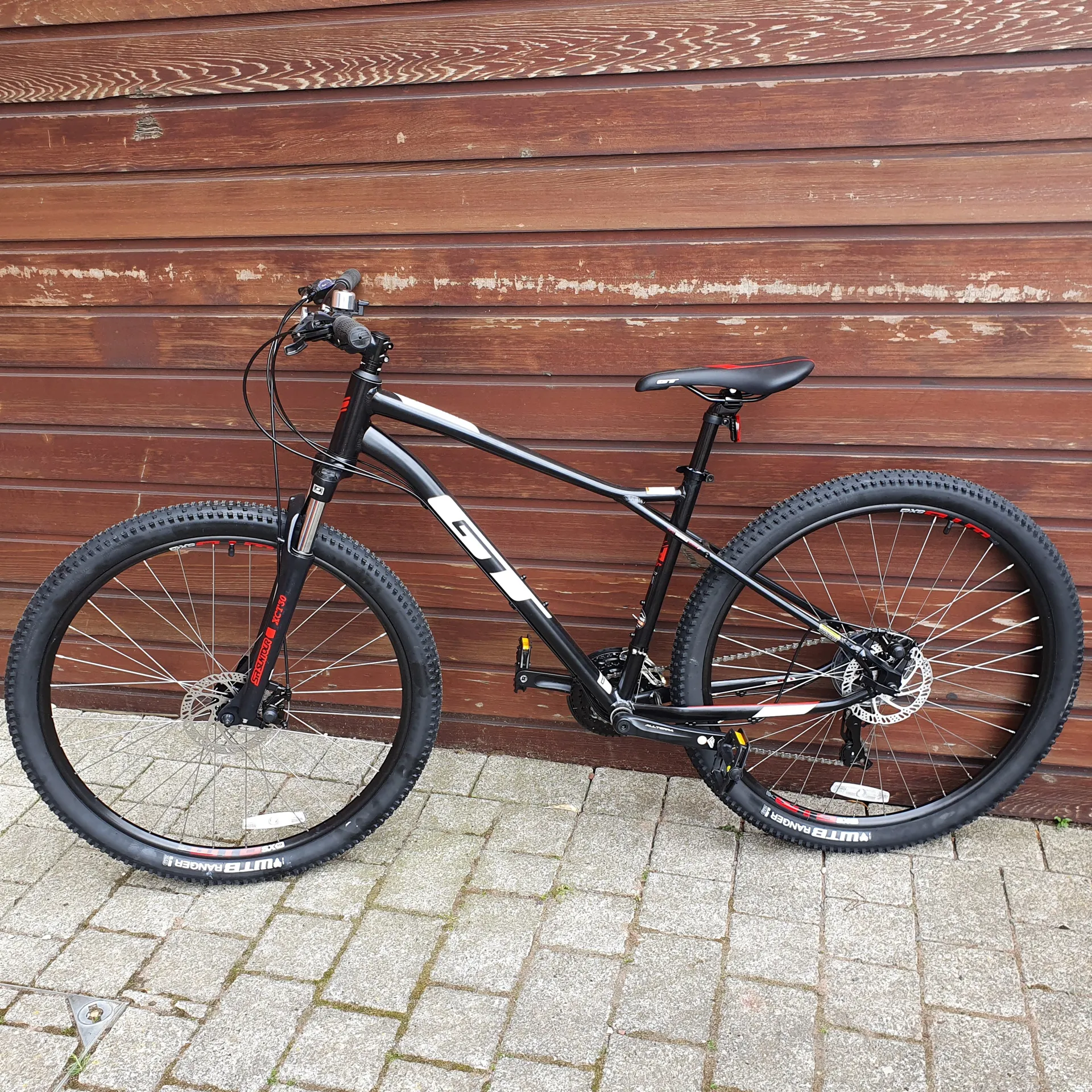 Gt Avalanche Gt Aggressor Pro Wheels Bicycle Gt Aggressor Sport