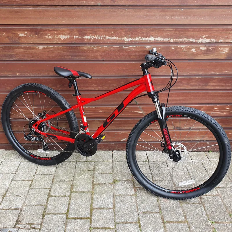 Gt aggressor deals sport mountain bike