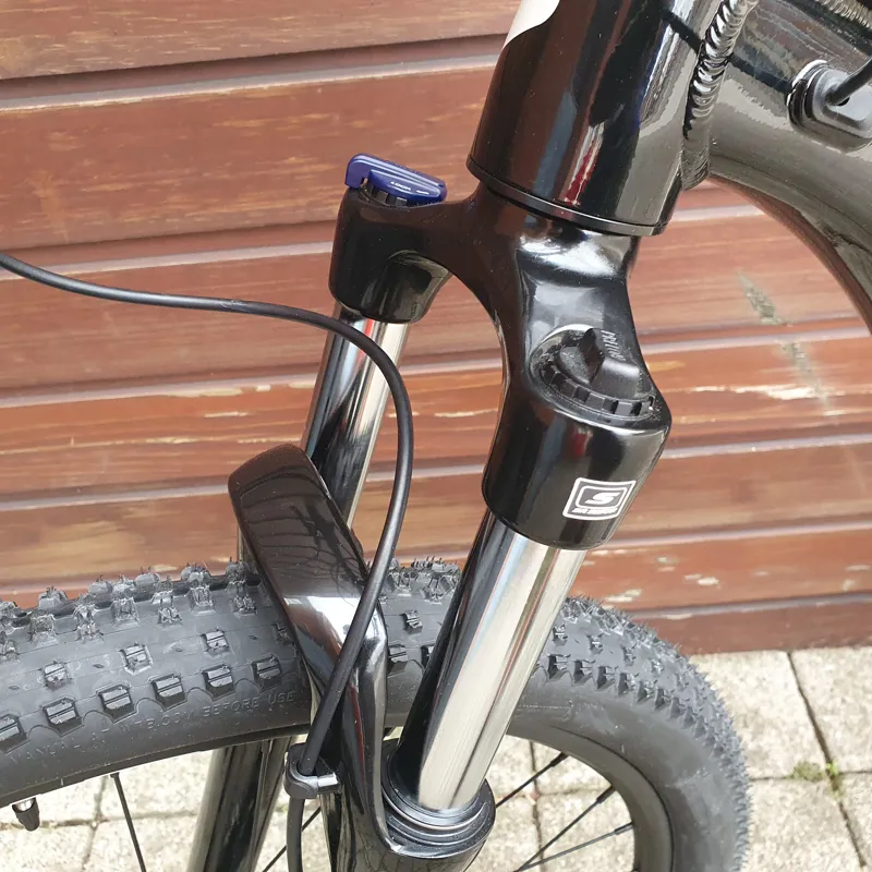 2021 GT Avalanche Comp Mountain Bike in Black