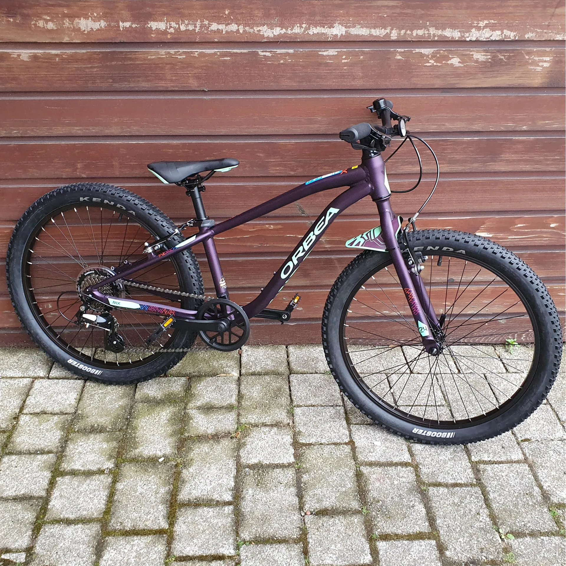 2021 Orbea MX 24 Dirt Childrens Mountain Bike in Purple Mint