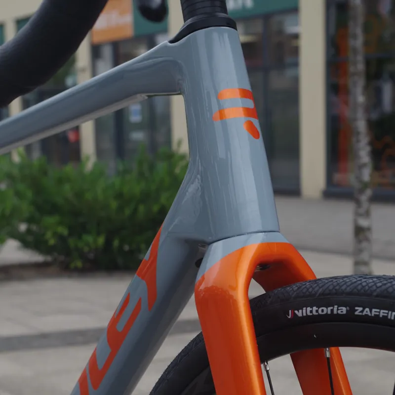 2023 Ridley Grifn 105 Carbon Road Bike Grey/Orange -4