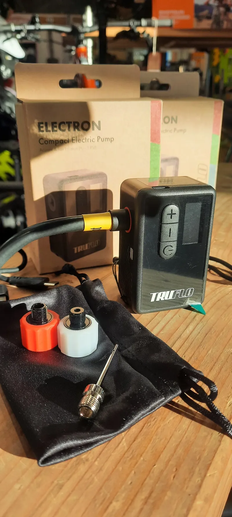 Truflo Electron Compact Electric Pump in Black-1
