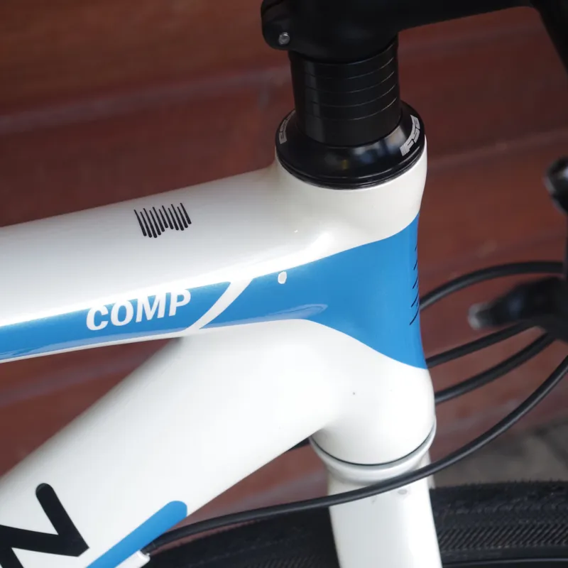 Pre Loved Boardman Comp HYB Meduim -2