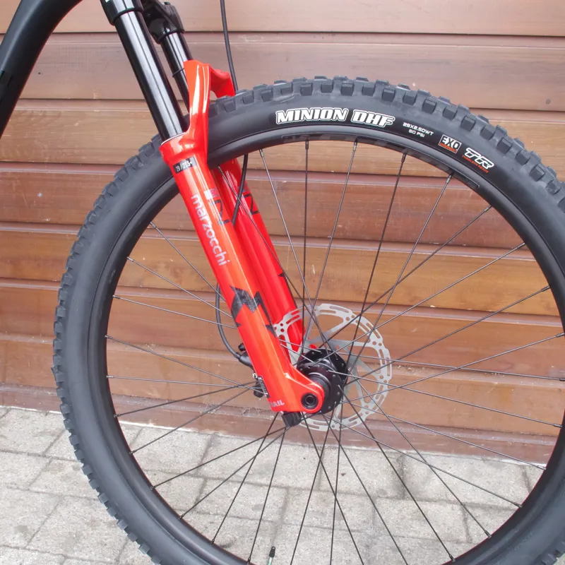 GT Sensor Comp BBQ Black full suspension 29er mountain bike -7