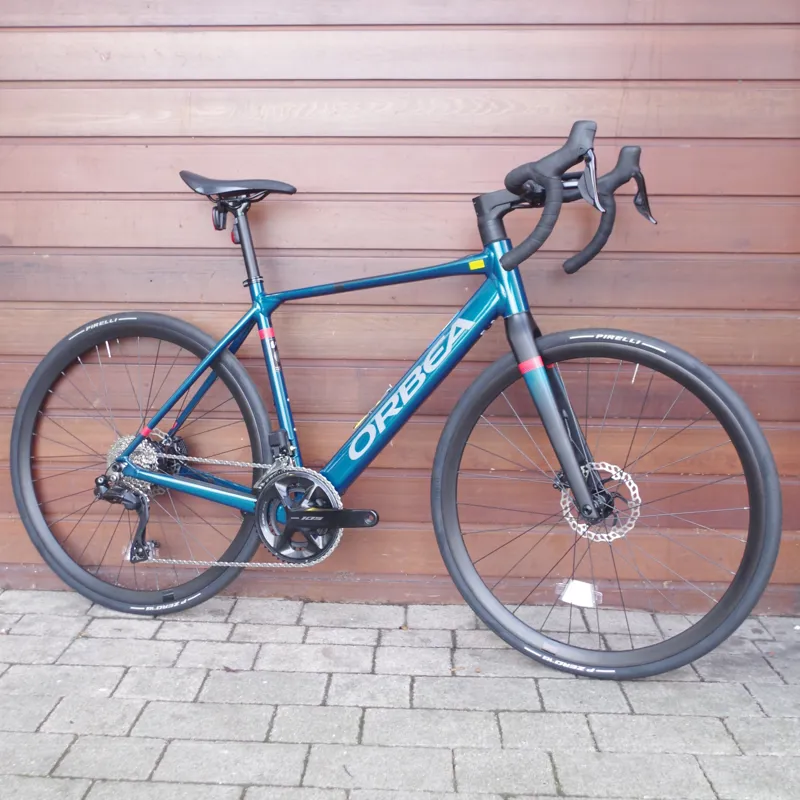 Orbea Gain D30i Electric Road Bike in Borealis Blue/Black