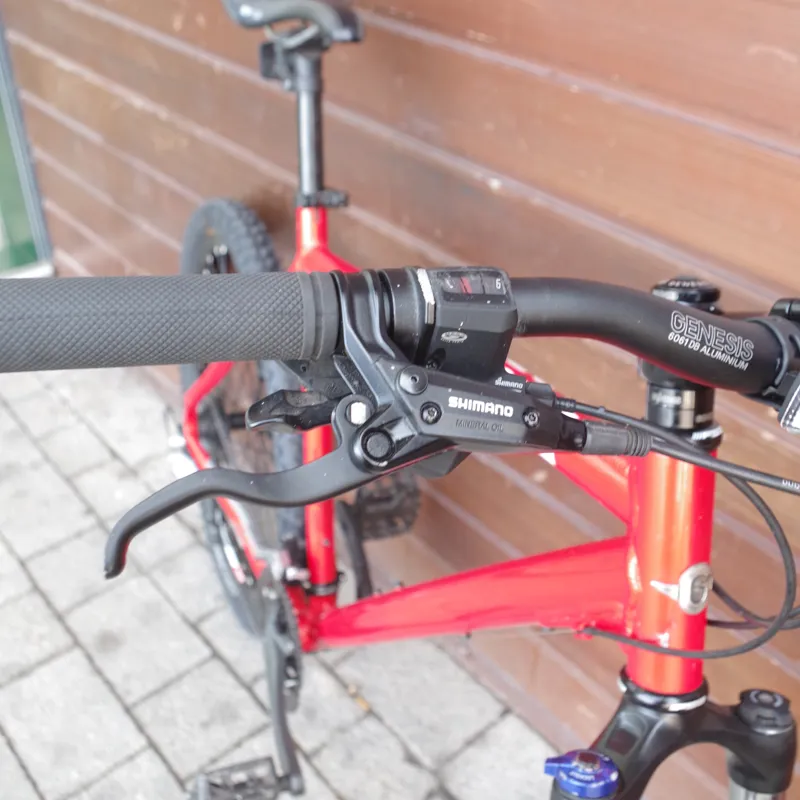 Pre Loved Genesis Core XL Mountain bike-2