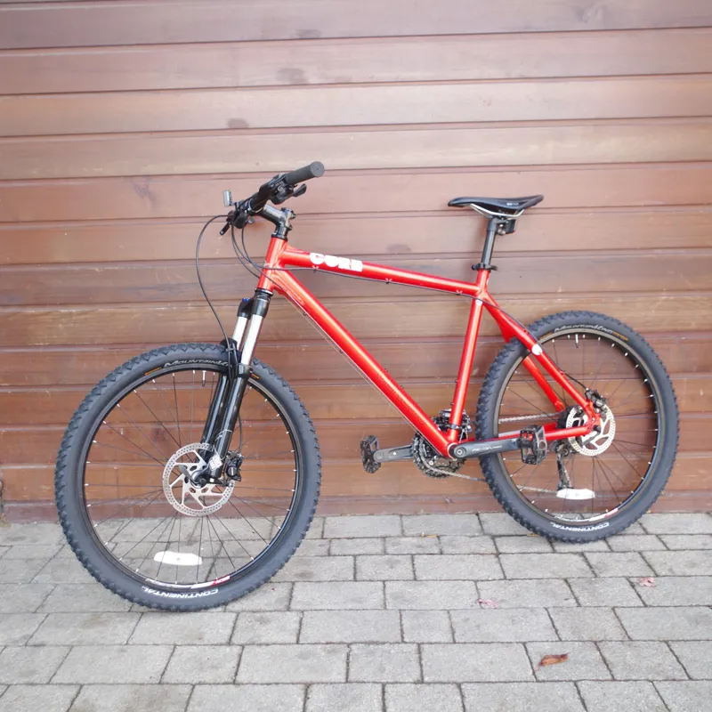 Pre Loved Genesis Core XL Mountain bike-4