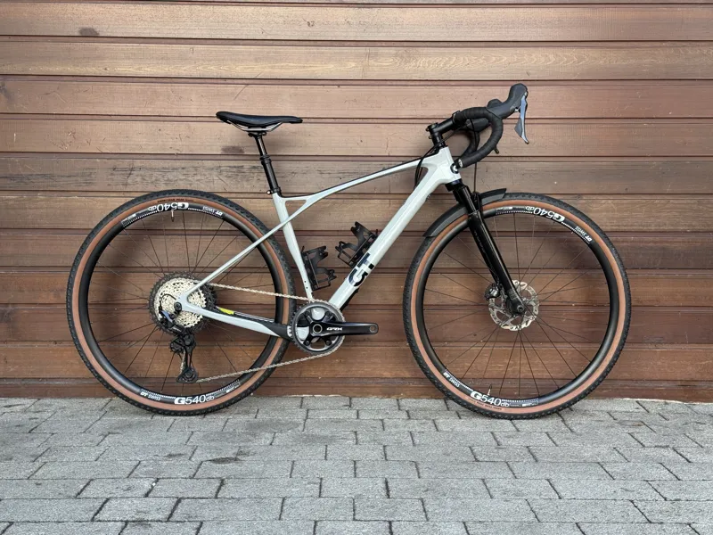 GT Grade Carbon X Grey Small-2