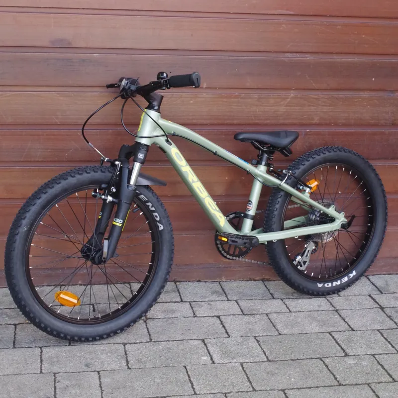 Orbea Mx 20 Xc Junior Bike In Metallic Green Artichoke Matt/Yellow Matt-4