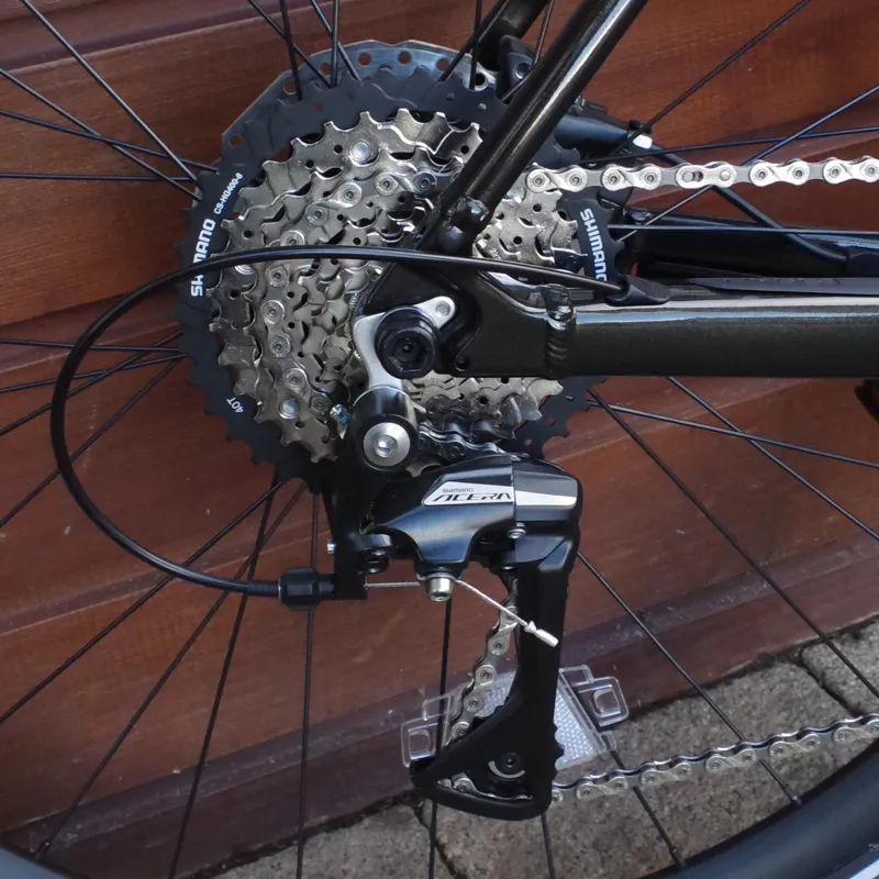 Orbea Vibe H30 In Metallic Infinity Green-2