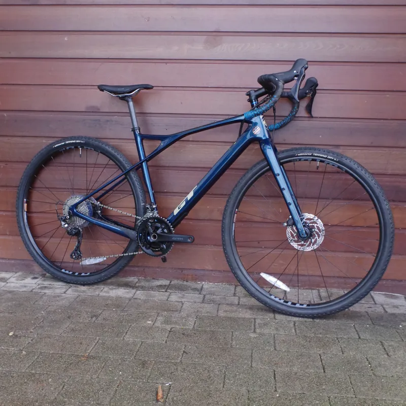 GT Grade Carbon Pro Super Sparkle Teal Gravel Bike Meduim Ex Demo 
