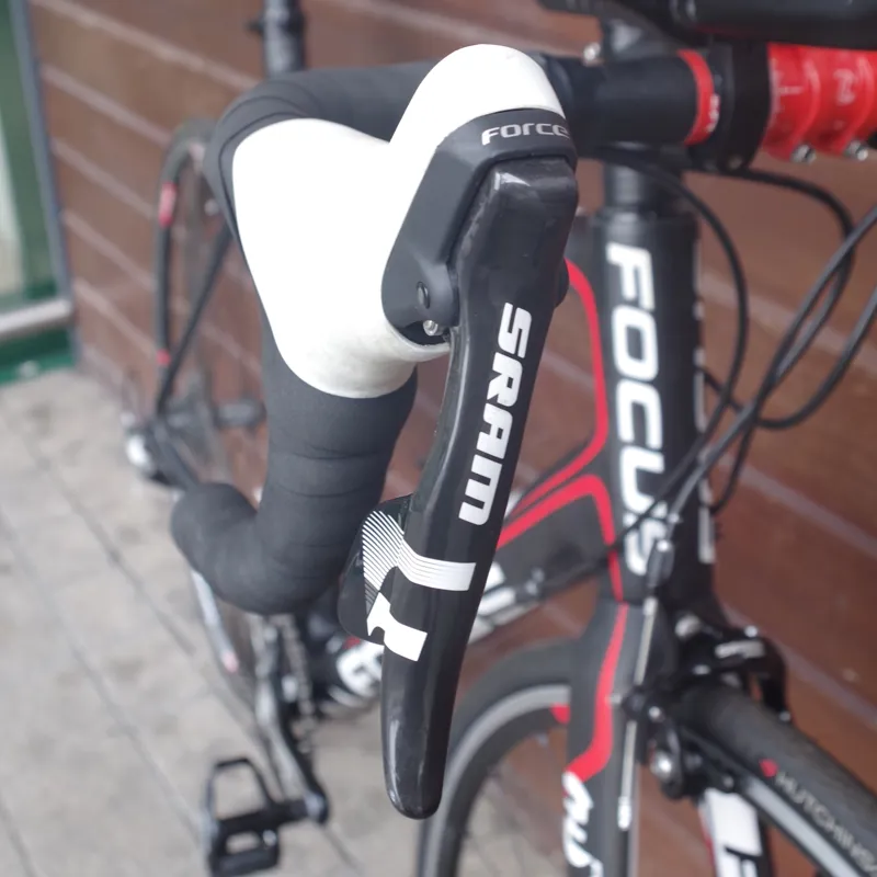 Focus Cayo 2.0 full carbon road bike with TT Bars.-1