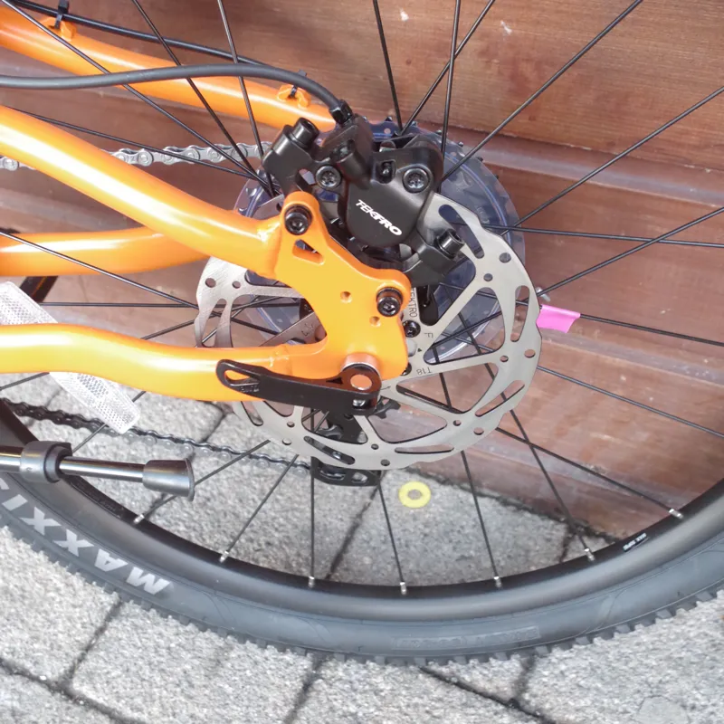 Merida Matts J.24+ Kids Bike in Silk Orange/Steel -5