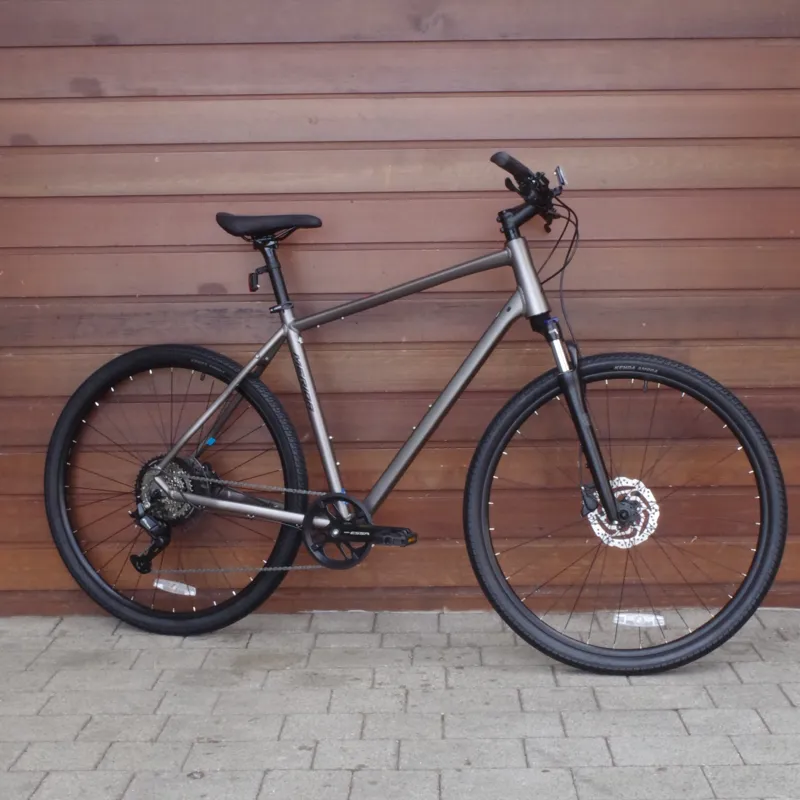 2026 Merida Crossway 20 Hybrid Bike in Silk Warm Slate Grey Black