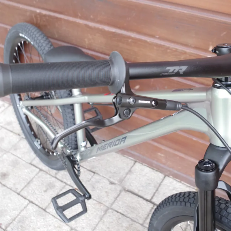 Merida Dirt 500 MTB in with Glossy Grey/Green Flake In Clear Coat-1