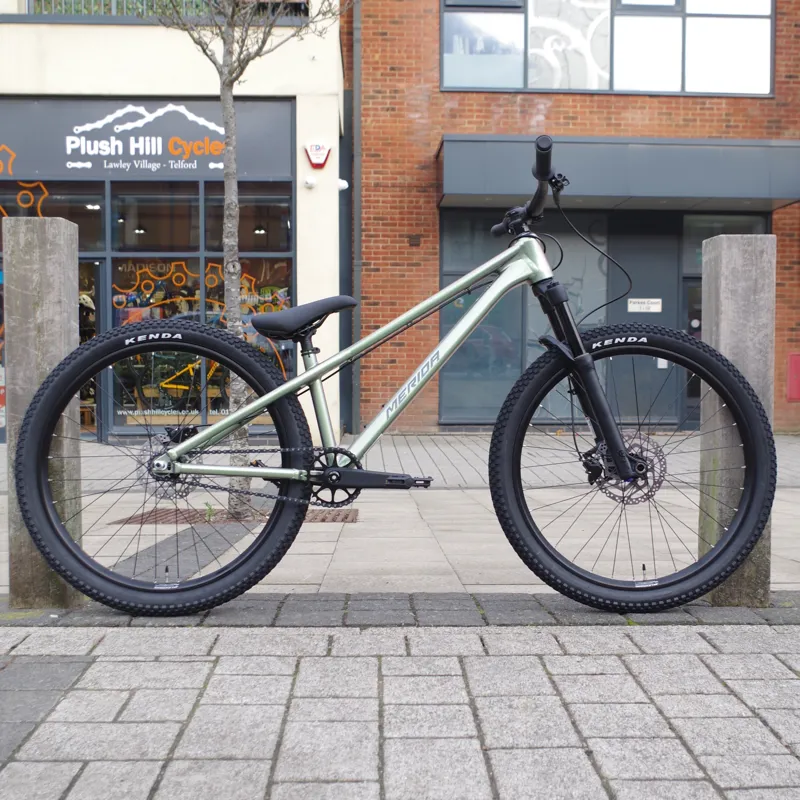 Merida Dirt 500 MTB in with Glossy Grey/Green Flake In Clear Coat-8