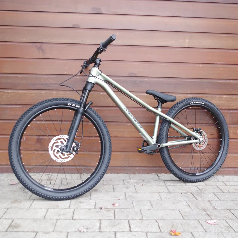 Merida Dirt 500 MTB in with Glossy Grey/Green Flake In Clear Coat-5