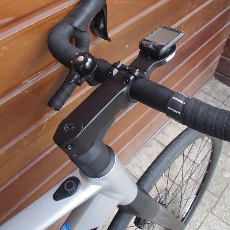 Orbea Gain D30i Electric Road Bike in Metallic Silver-2