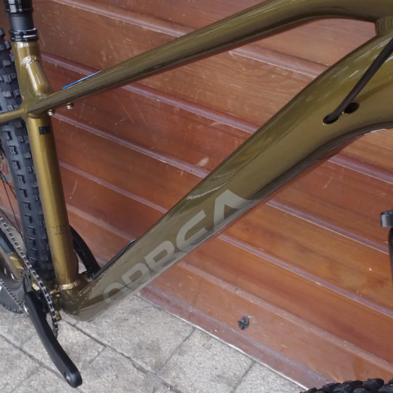 Orbea Laufey H30 Mountain Bike In Metallic Olive Green/Titanium Black-3