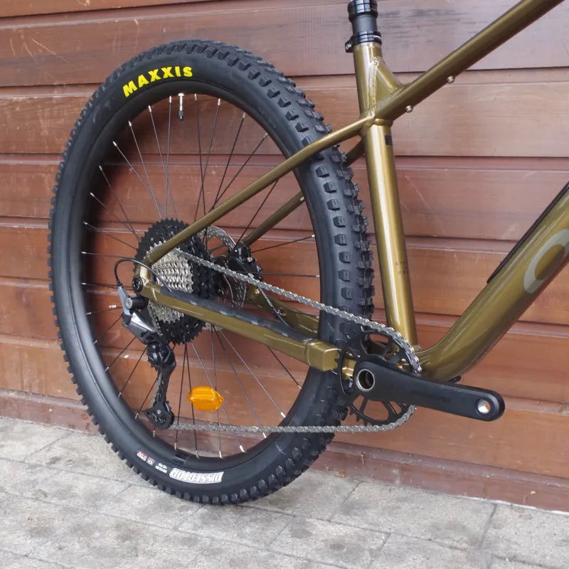 Orbea Laufey H30 Mountain Bike In Metallic Olive Green/Titanium Black-4