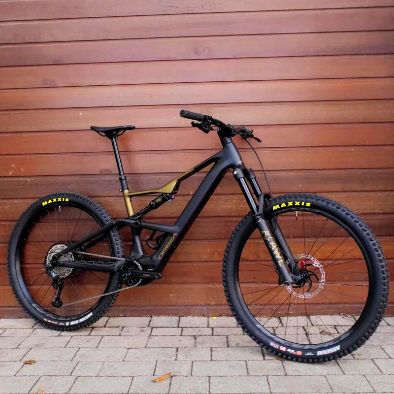 Orbea Rise Lt H20 emtb Diamond Black-Splash Olive Green Matt