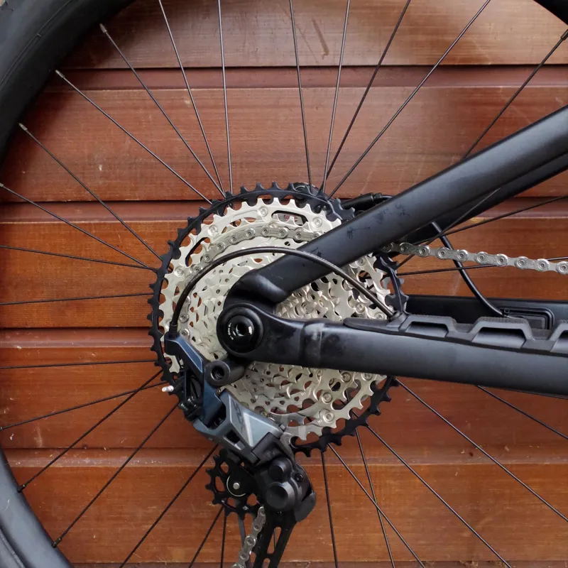 Orbea Rise Lt H20 emtb Diamond Black-Splash Olive Green Matt-5