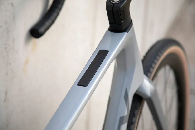 Ridley Grifn 105 Carbon Allroad Gravel Bike Grey-4