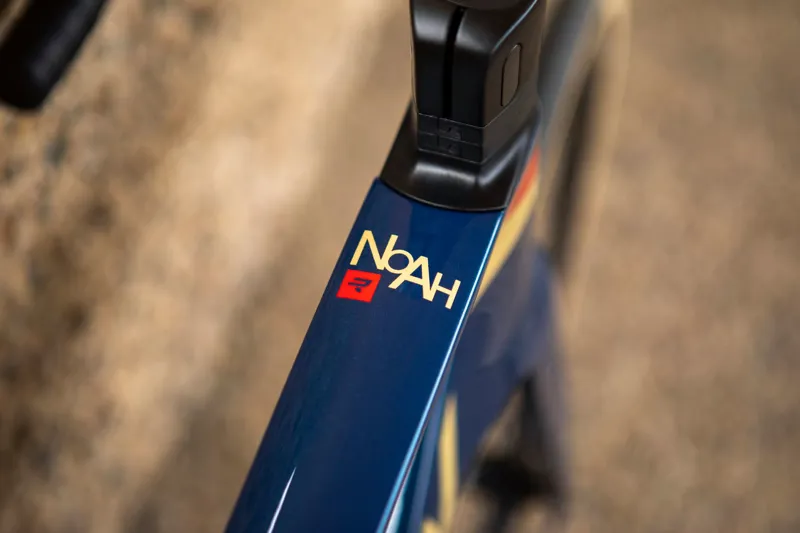 Ridley Noah Disc 105 2x11 Carbon Aero Race bike Jeans Blue-5