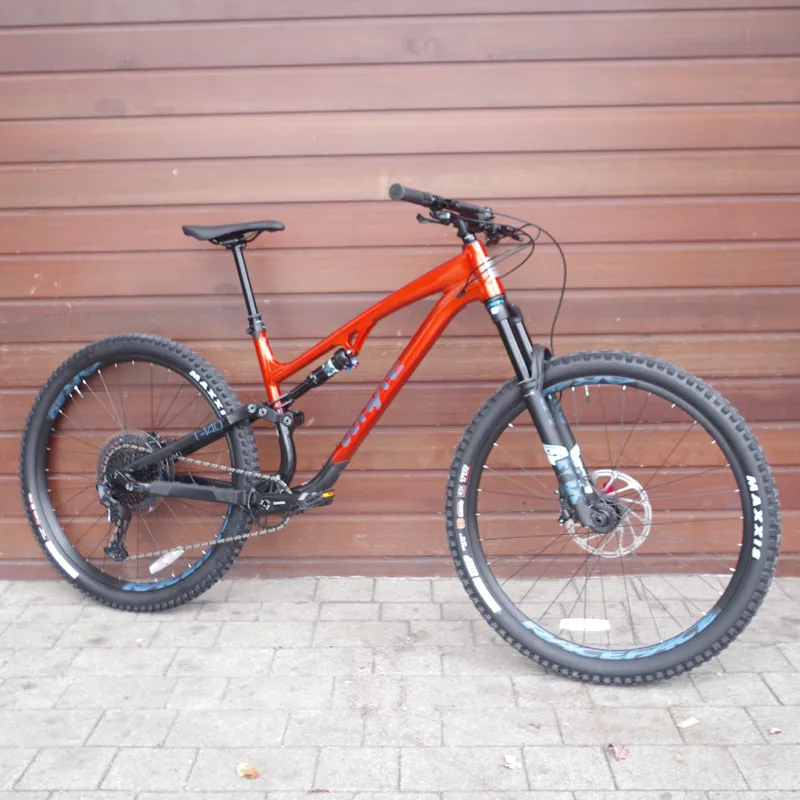 2026 Whyte T-140 RS Full Suspension Mountain Bike Tiger orange