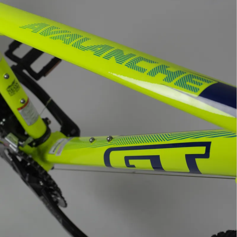 2016 GT Avalanche Sport Yellow-5