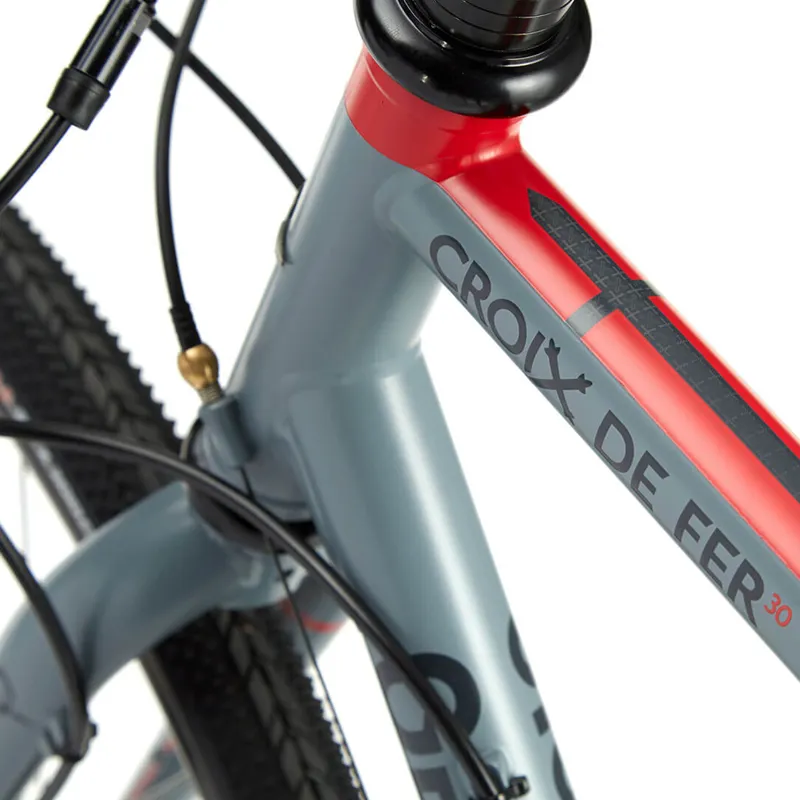 Genesis croix de fer 30 2017 top