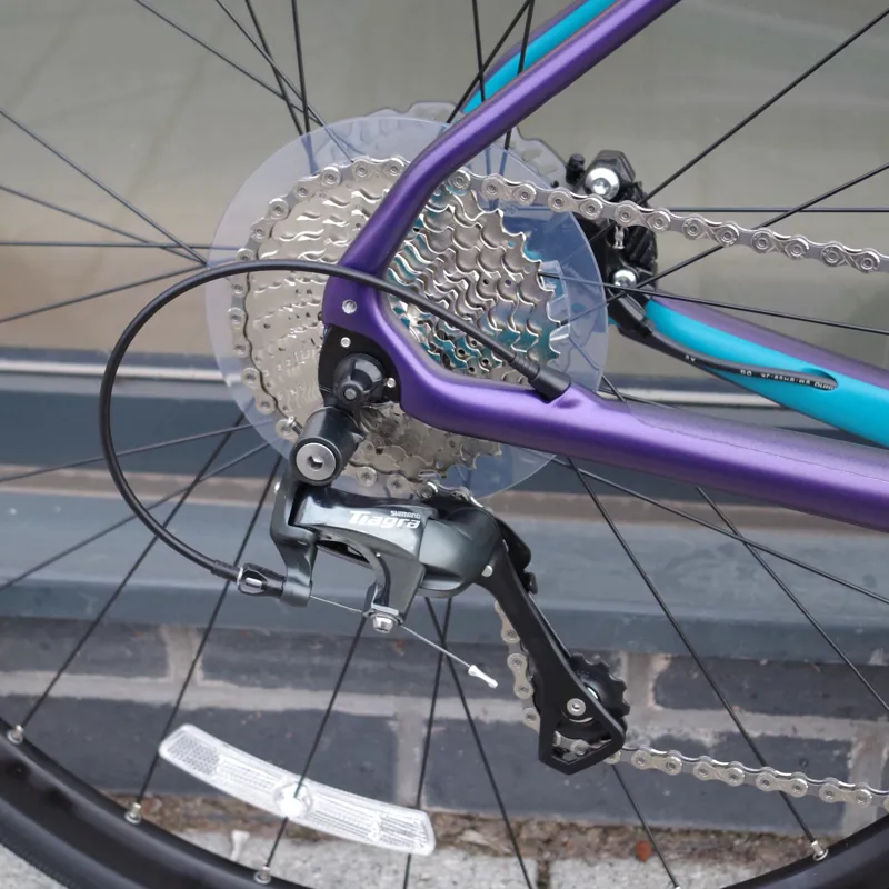 2017 Genesis Datum Womens-8