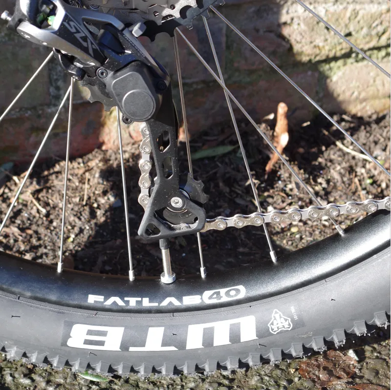 2017 Genesis Tarn 20 Bike-10