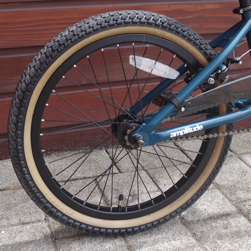 2017 Saracen Amplitude Wave BMX
