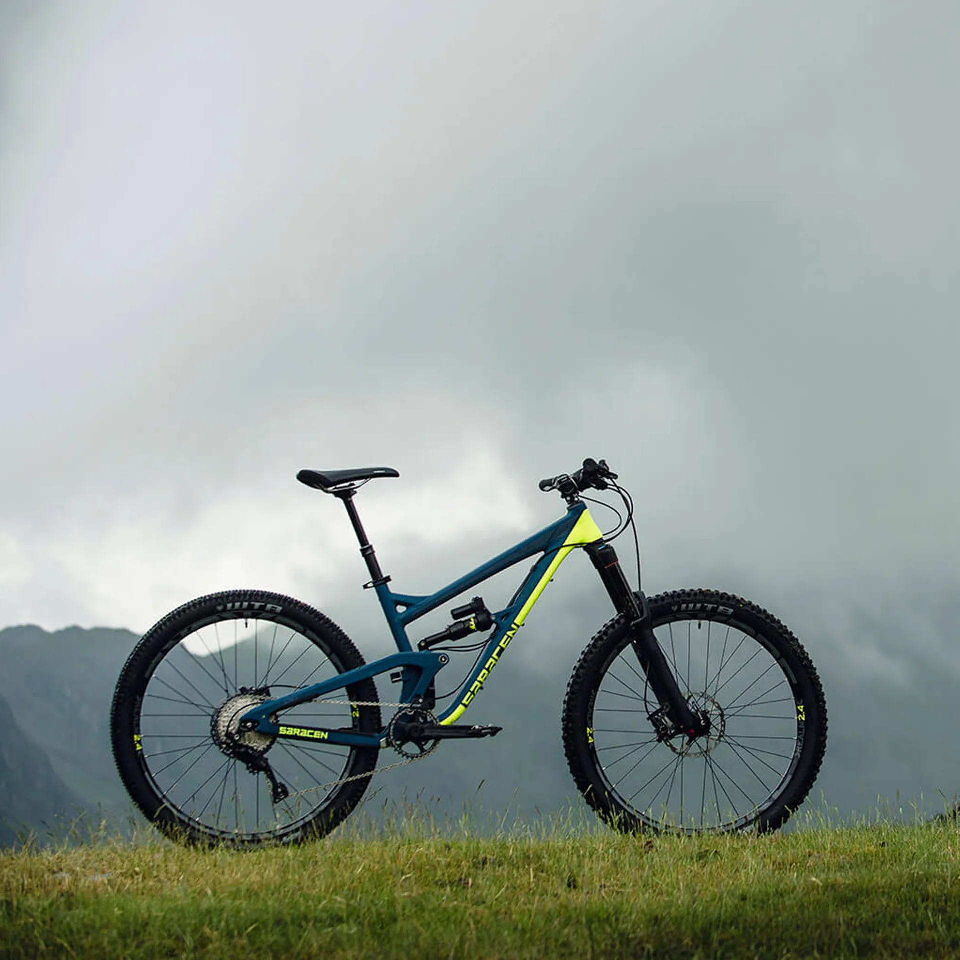 Mountain Bike Specialized Ariel Elite Carbon Ariel 60 Elite Black