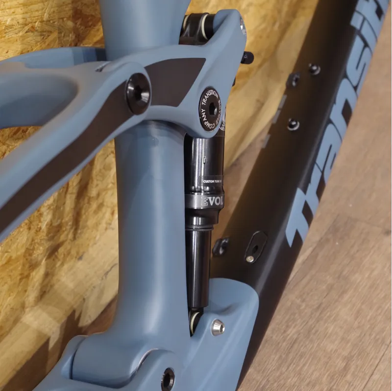 Transition Smuggler Carbon Frameset-8