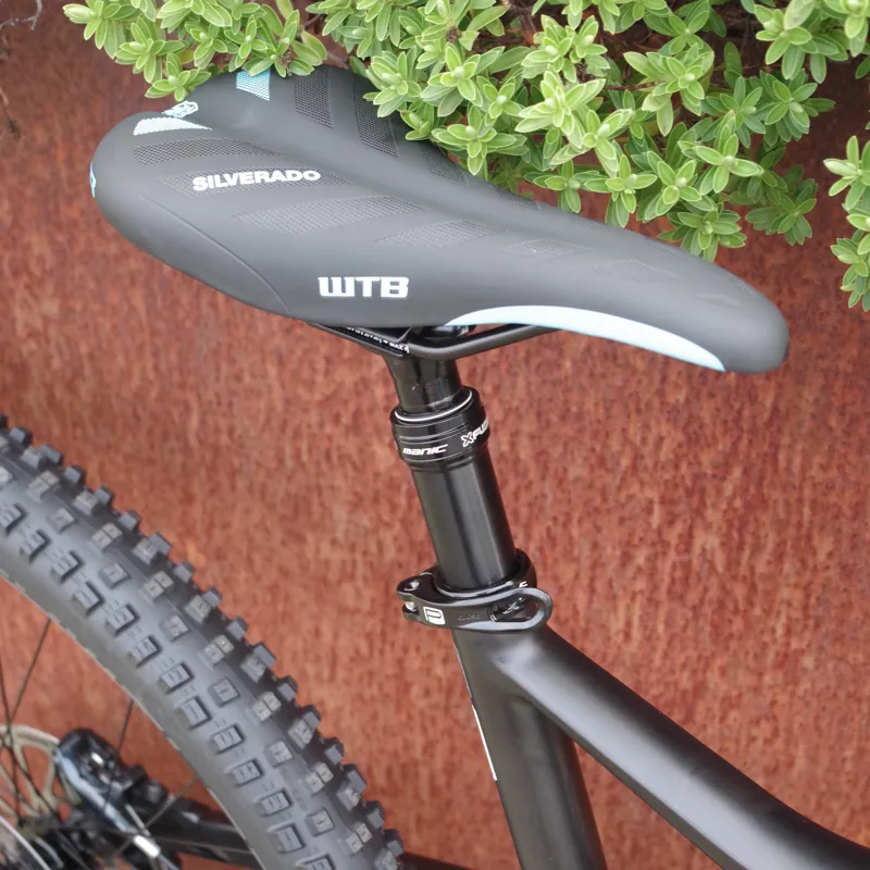 GT Bikes Sensor Carbon Elite Raw full suspension mtb 29er-8