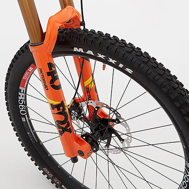 2019 Saracen Myst Team 29 Mountain Bike-5