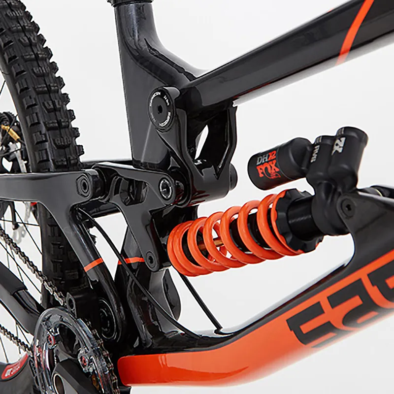 saracen myst team 29