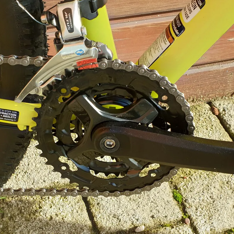 Cannondale nuclear yellow on sale