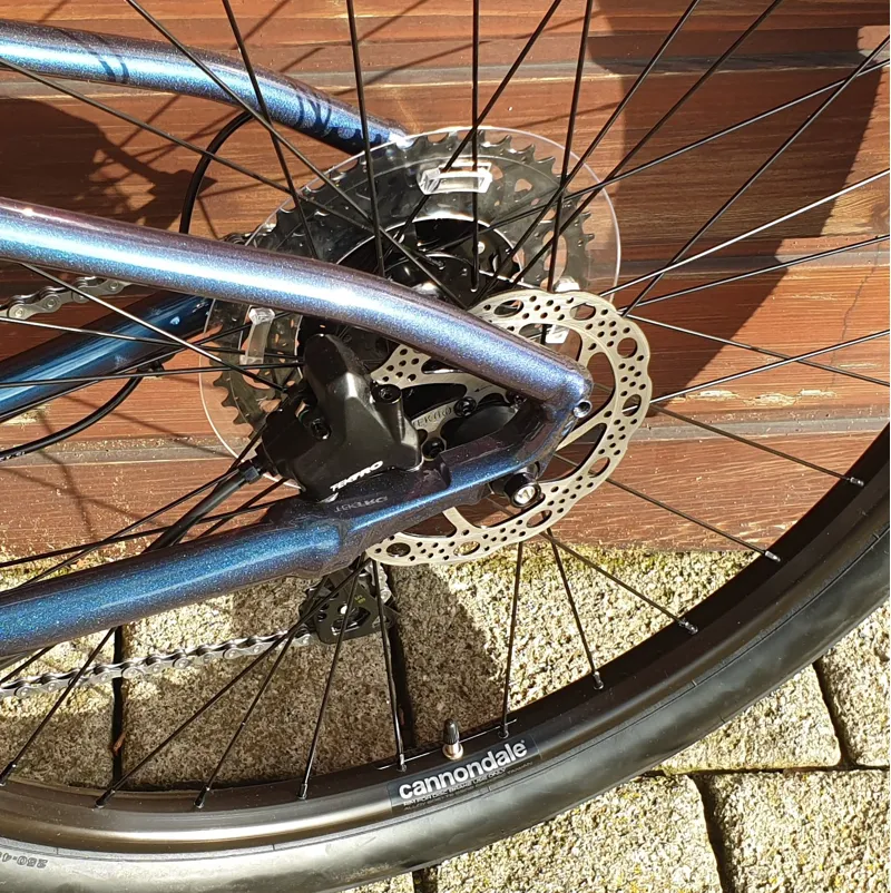 2020 Cannondale Treadwell 2 27.5 Cruiser in Pink/Blue-7