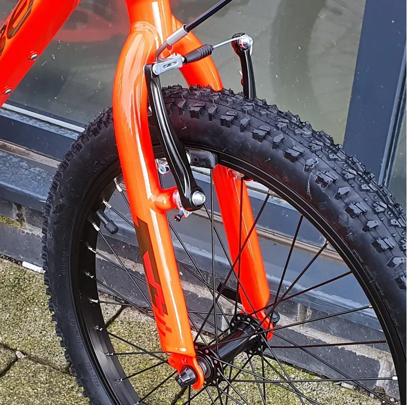 2020 Orbea MX20 DIRT Childrens Aluminum Mountain Bike in Red-2