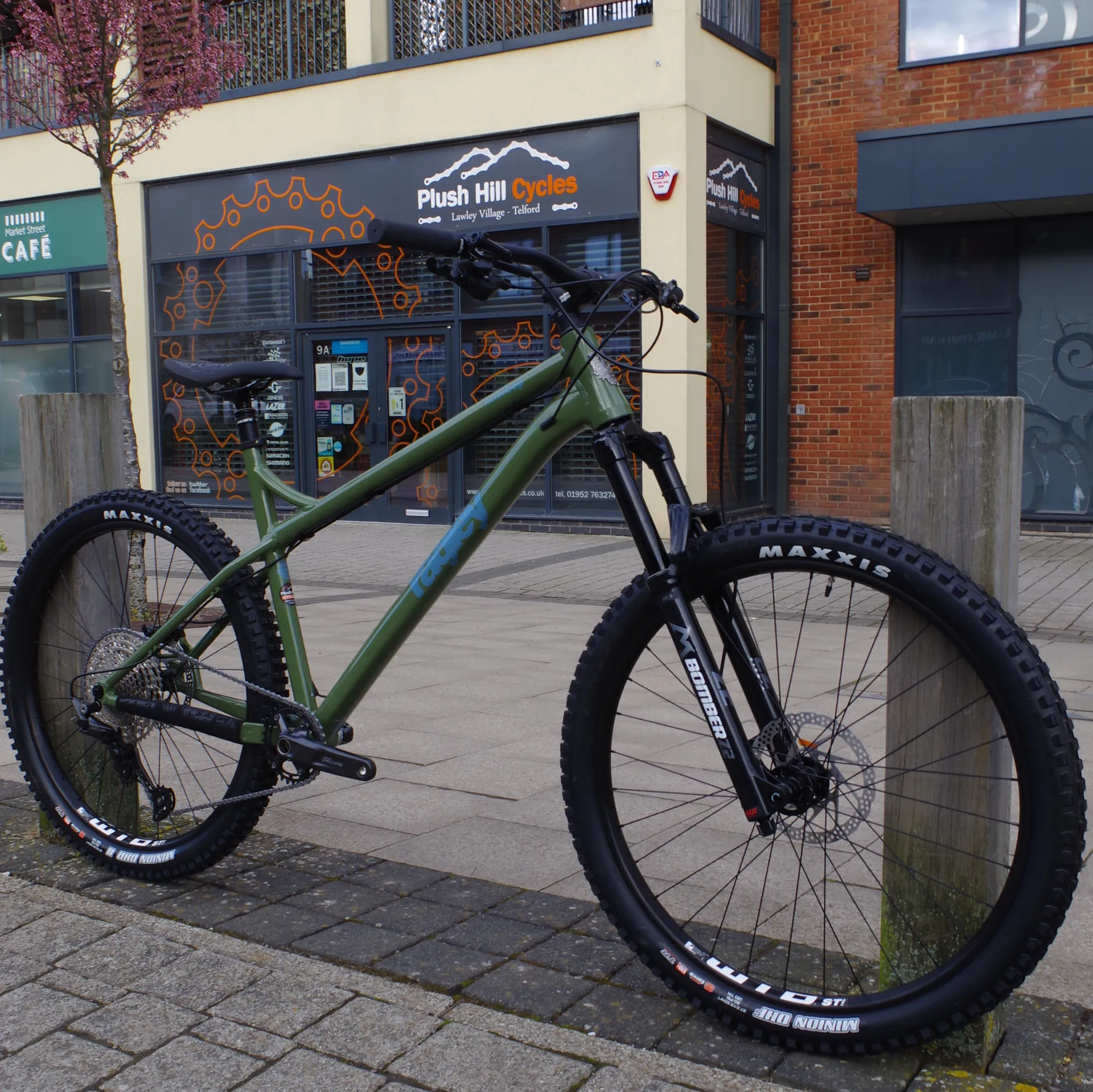 Ragley mmmbop hardtail bike 2021 online