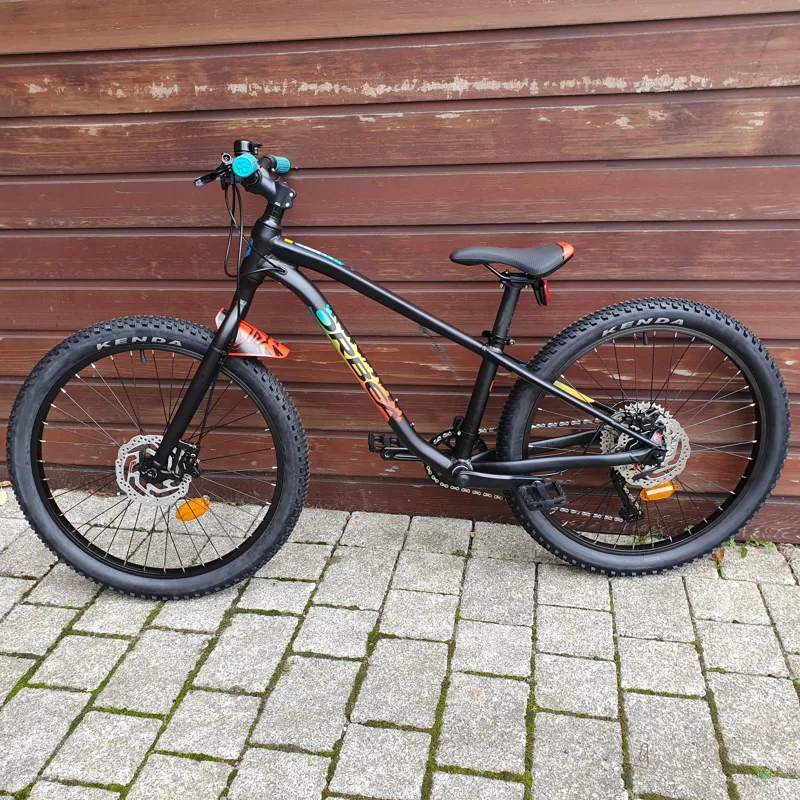 2021 Orbea Laufey H30 24 Inch Childrens Bike in Black-5